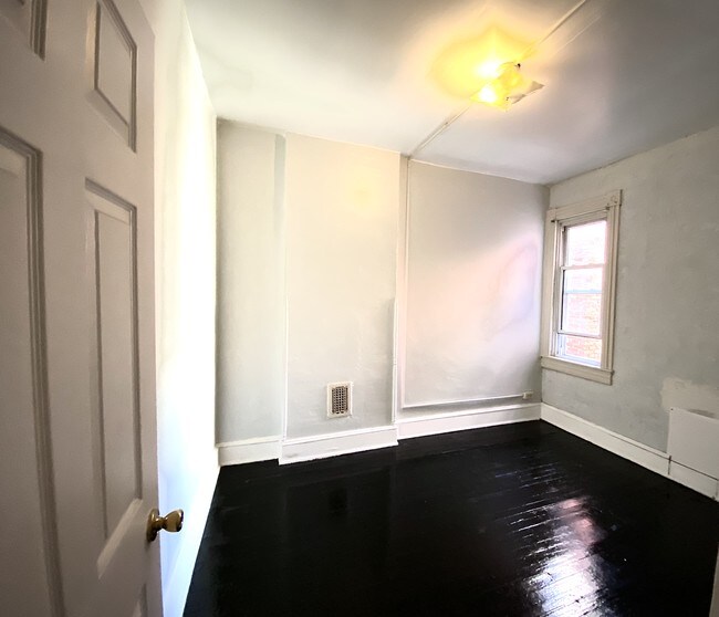 Segunda habitación - 3002 Brighton St