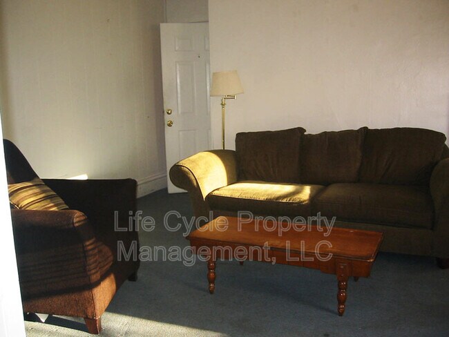 Foto del edificio - 18 Indiana Ave SW