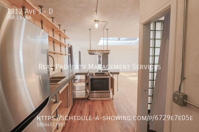 Foto del edificio - Nice, Large Loft Located Downtown with 2 B...