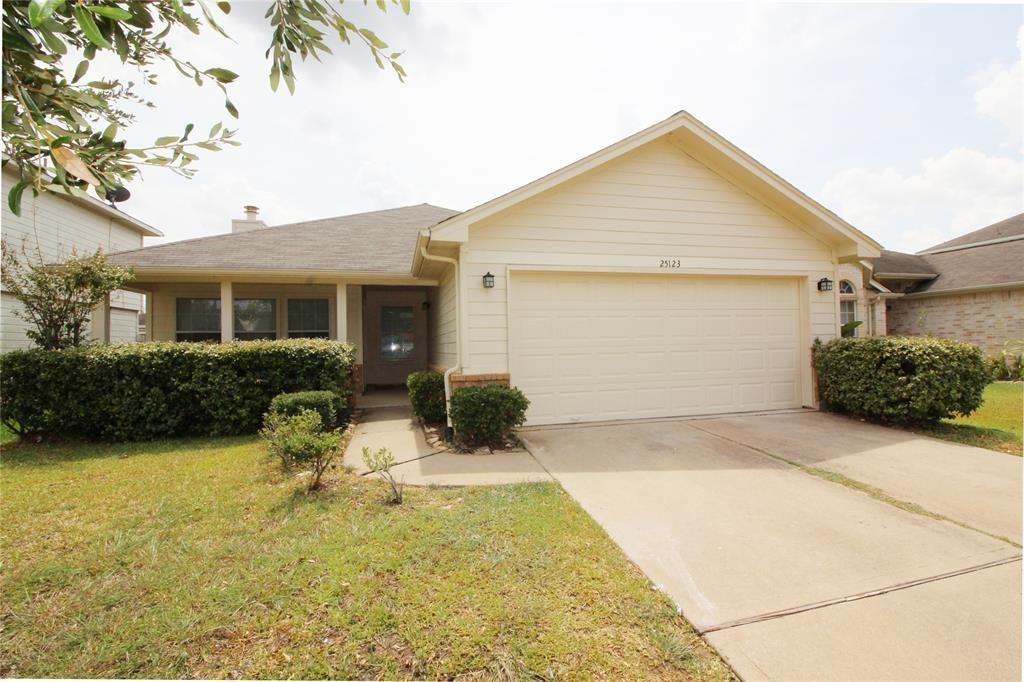 Primary Photo - 25123 Clover Ranch Dr