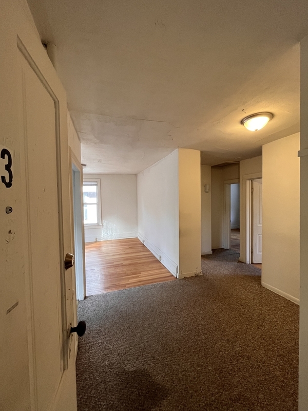 Foto principal - 121 E Gorham St