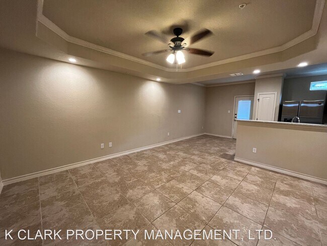 Foto del edificio - 3 br, 2.5 bath House - 6410 LUGLIO LANE #103