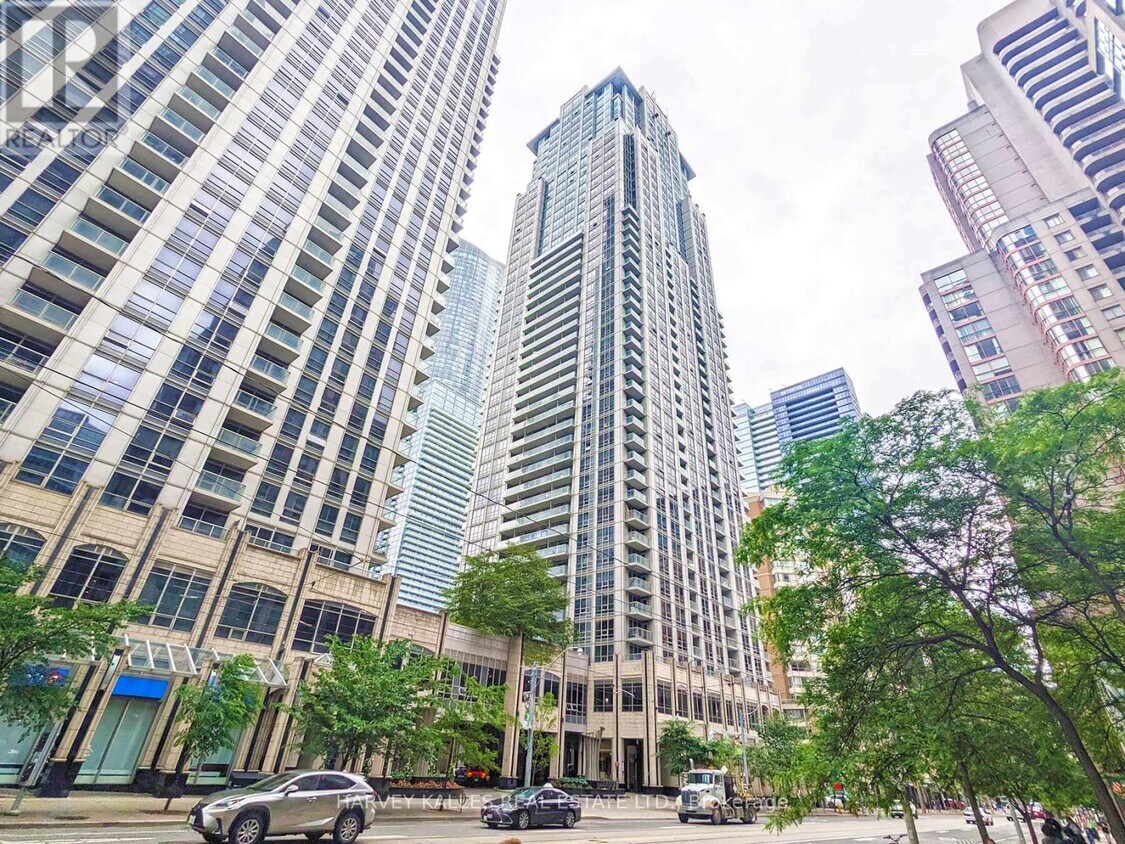 Photo principale - 761-4761 Bay St.
