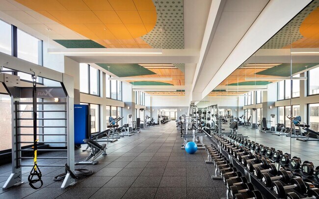 Foto del edificio - 1135 W Van Buren St