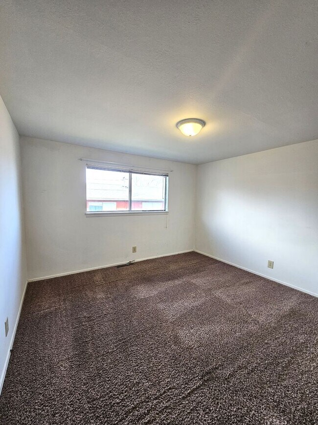 Foto del edificio - 1828 S McKinley St