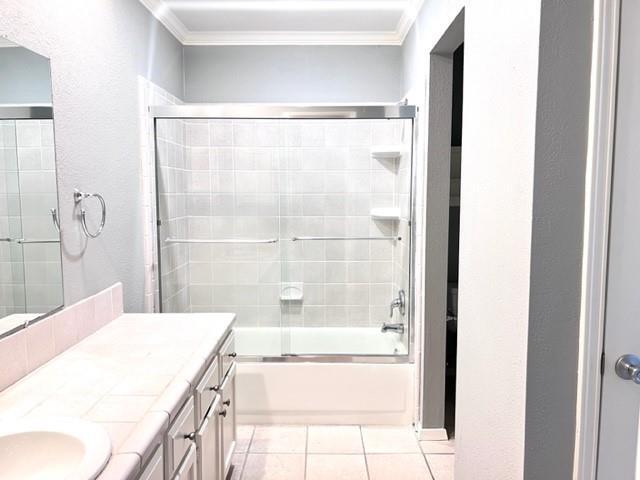 Building Photo - 555 Kirkland Dr