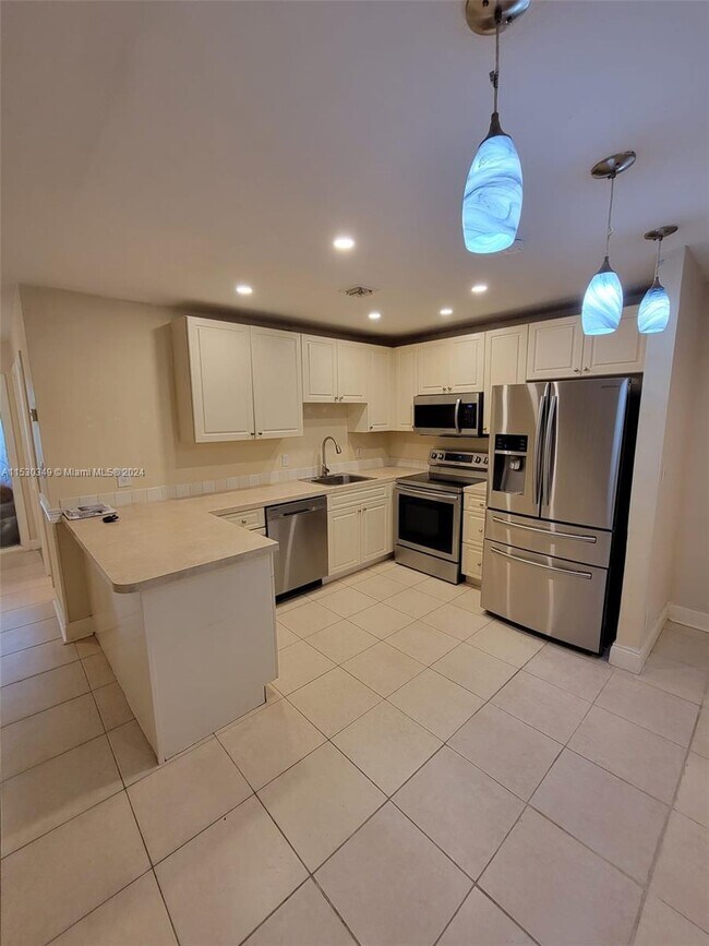 Foto del edificio - 8700 NW 40th St