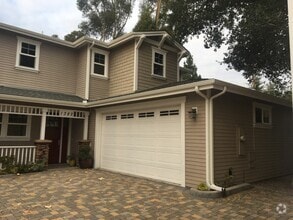 Building Photo - 1382 Pismo St