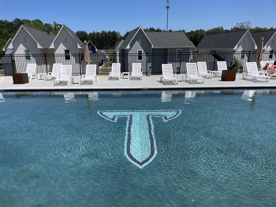 Ivy Row Troy - Apartments in Troy, AL | Apartments.com