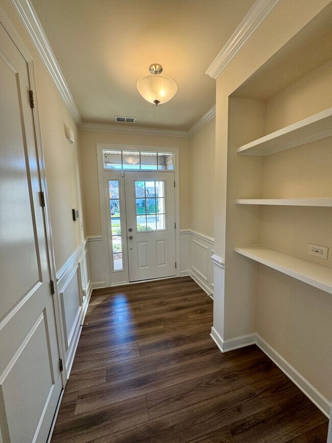 Foto del edificio - Beautiful Well Maintained Townhouse in Berewick