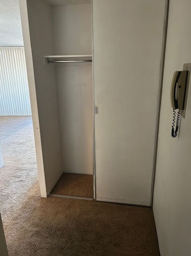 Building Photo - 100 N Arlington Ave