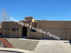 Building Photo - 4308 Calle Sonesta