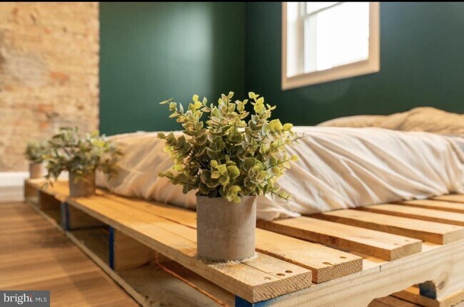 Foto del edificio - 1809 Broadway