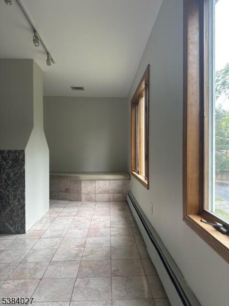 Foto del edificio - 128 E Colfax Ave