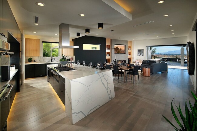 Foto del edificio - 2240 Sky Pointe Ridge Dr