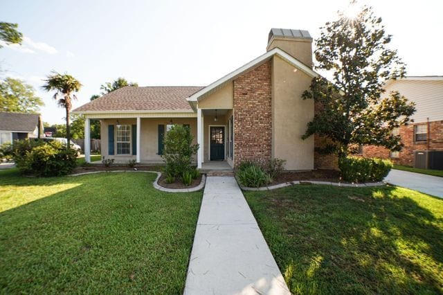 Building Photo - 1570 Heartwood Dr