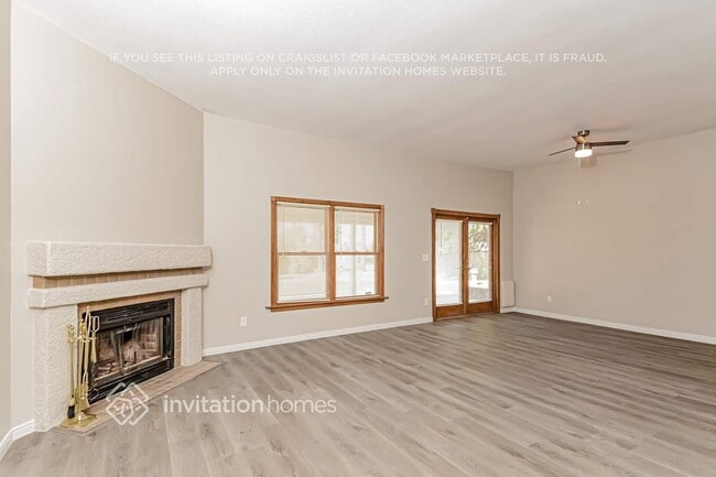 Building Photo - 5439 W North Ln