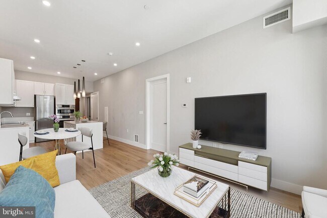 Foto del edificio - 801 N Fairfax St