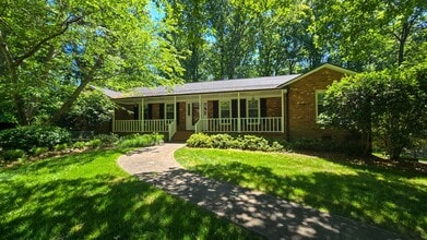 Building Photo - 600 Barkworth Rd