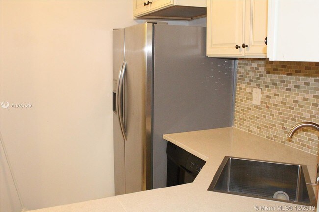 Building Photo - 4143 NW 90th Ave