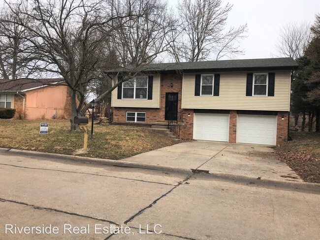 Building Photo - 3 br, 2.5 bath House - 105 Big Bend Blvd