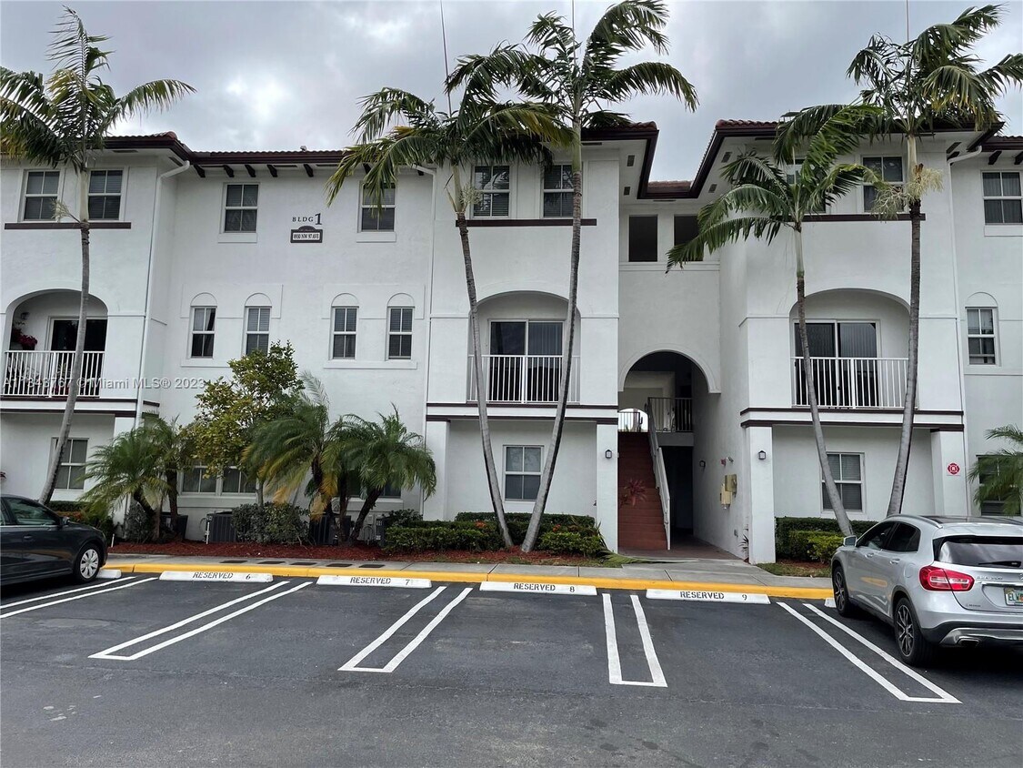 8930 NW 97th Ave Unit 205, Doral, FL 33178 Condo for Rent in Doral