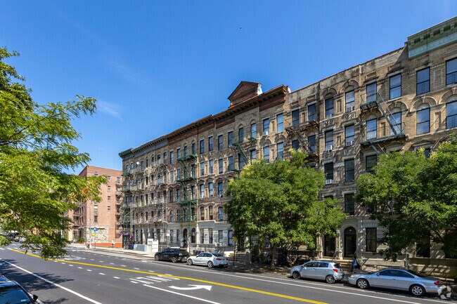 Foto del edificio - 610-612 St Nicholas Ave
