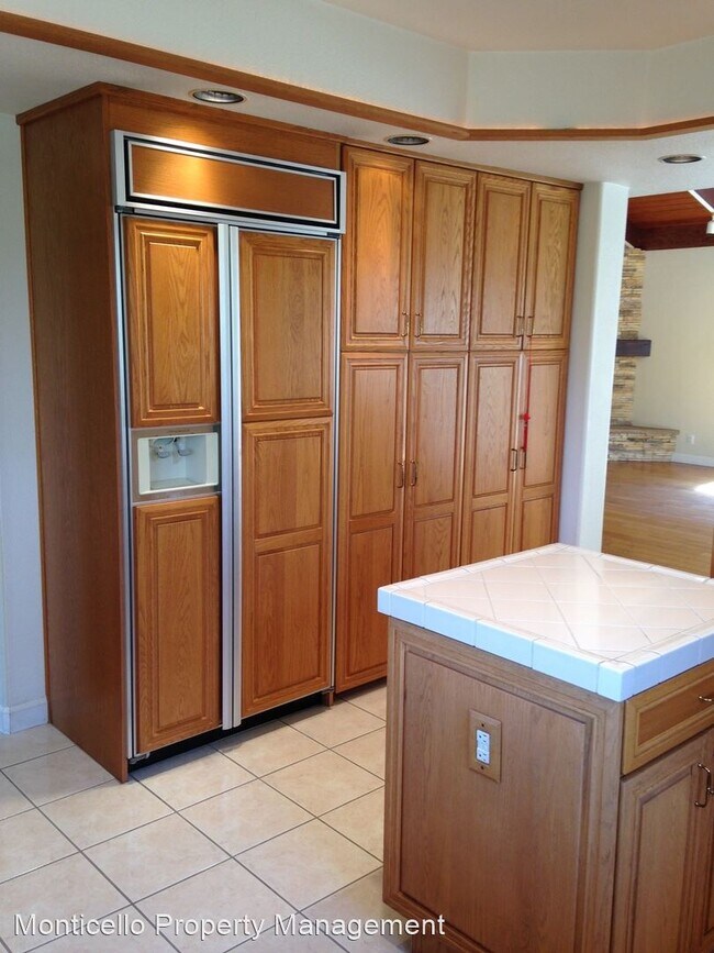 Building Photo - 4 br, 3 bath House - 12551 Circula Panorama