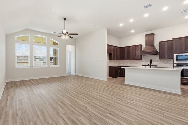 Foto del edificio - 3006 Myrtle Bch Ln