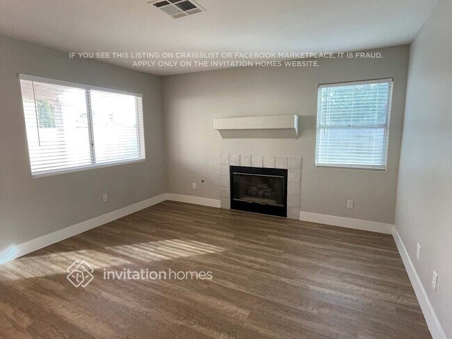 Foto del edificio - 3416 Summersprings Dr