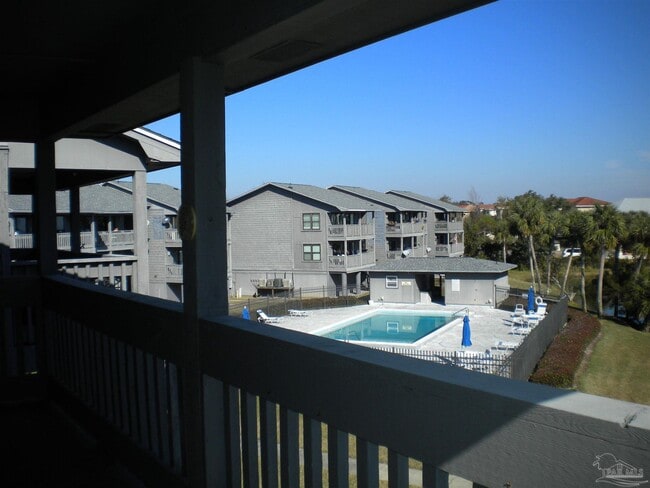 Building Photo - 200 Pensacola Beach Rd