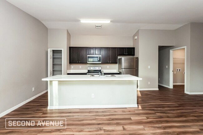 Building Photo - 3417 7th St SW