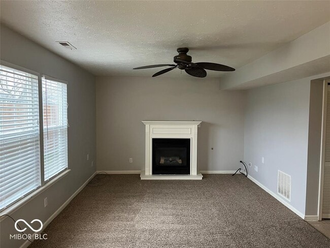 Foto del edificio - 17219 Futch Way