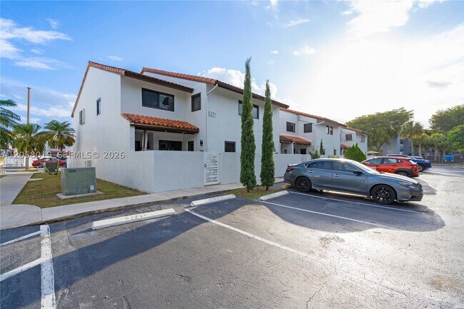 Building Photo - 6201 SW 138th Ct
