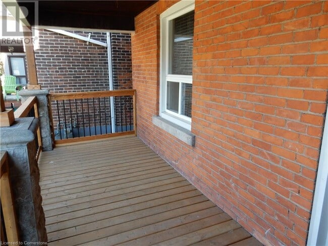 Building Photo - 252 Homewood Ave