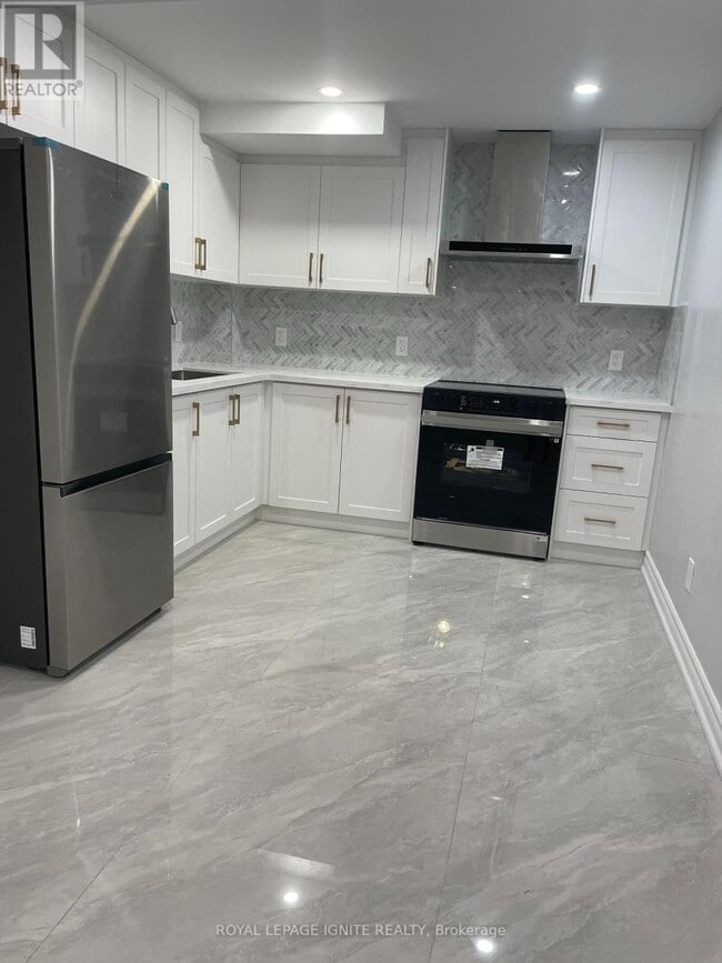 Building Photo - 15 Jinnah Ave