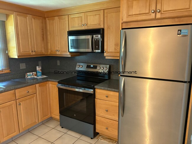 Foto del edificio - Beautiful Single Family Home For Rent in W...