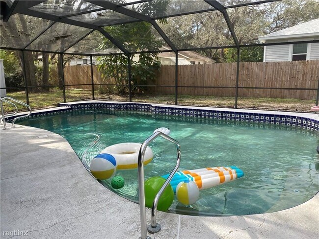 Foto del edificio - 3 br, 2 bath House - 1815 Dixie Hwy