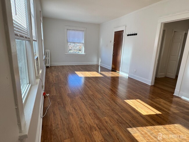 Foto del edificio - 501 S 3rd Ave