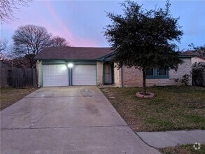 Building Photo - 1800 Krizan Ave