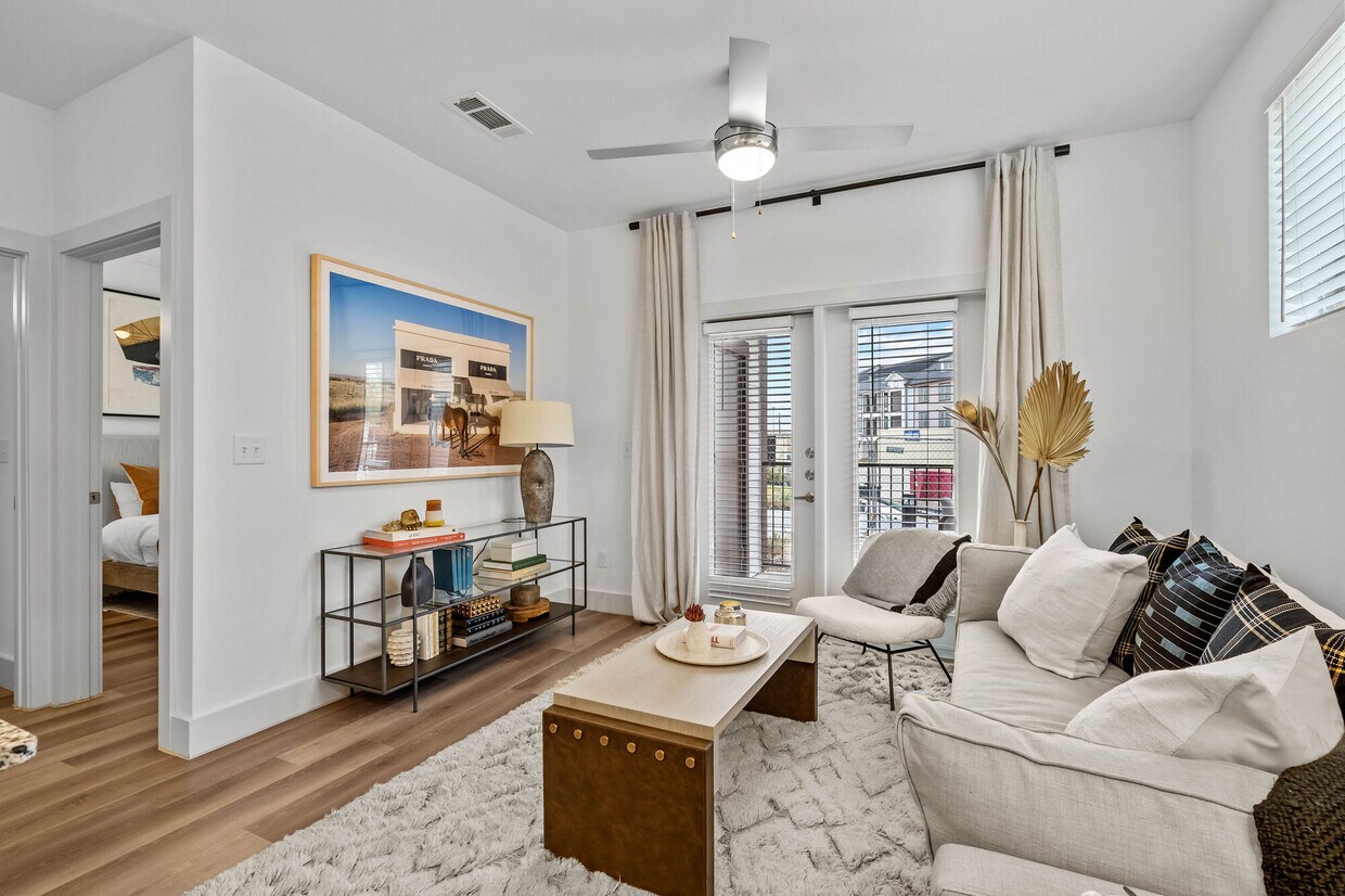 THE RILEY APARTMENTS 480 Commons Dr Burleson, TX Apartments for Rent in Burleson