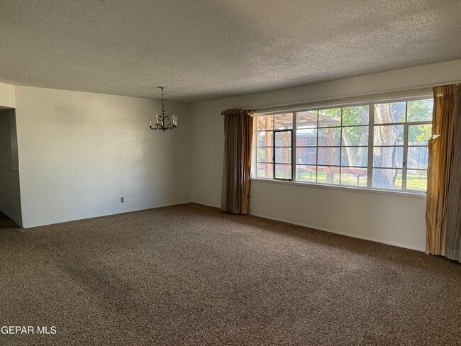 Building Photo - 9613 Album Ave
