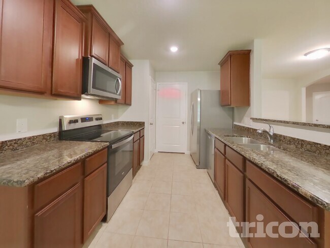 Building Photo - 27016 Leonardo Dr