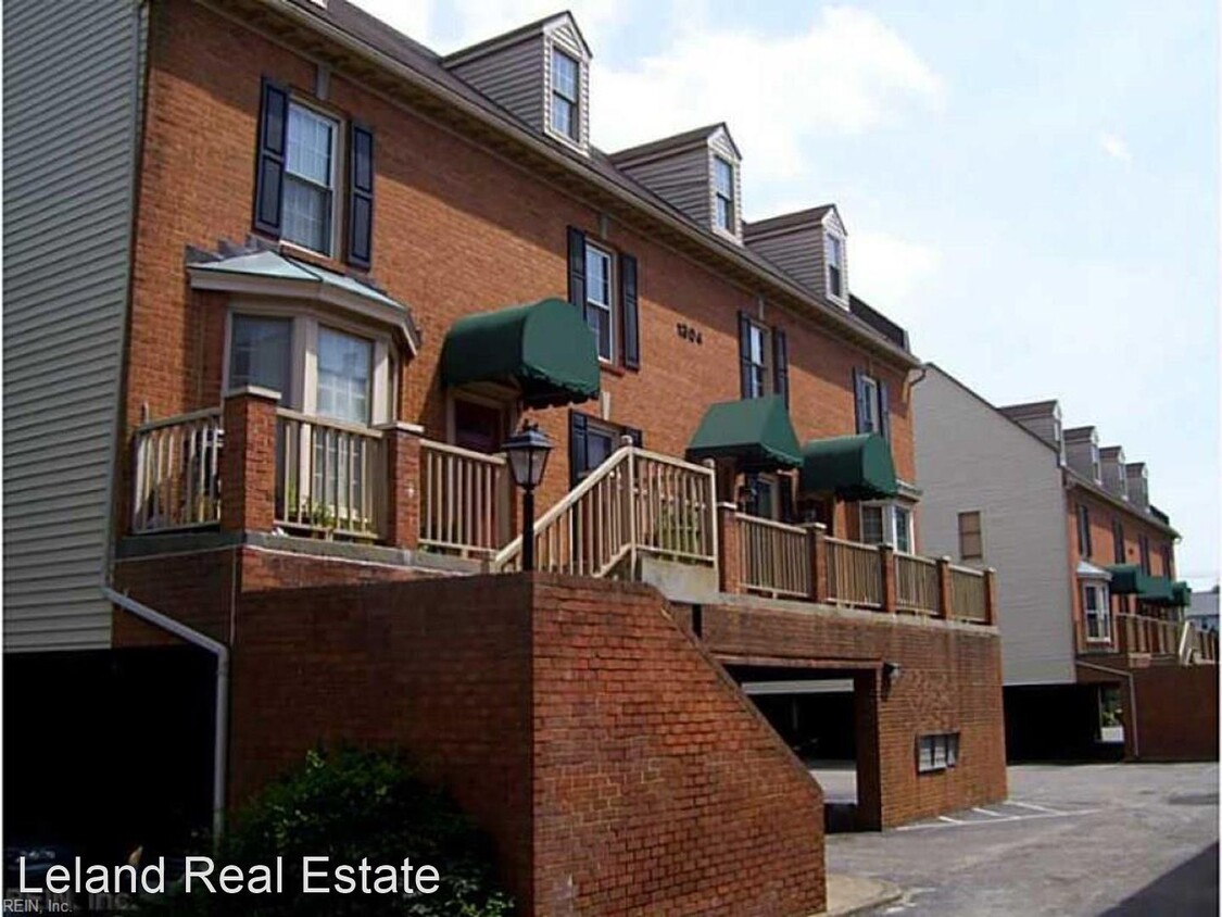 Primary Photo - 2 br, 2 bath House - 1304 Stockley Gardens...