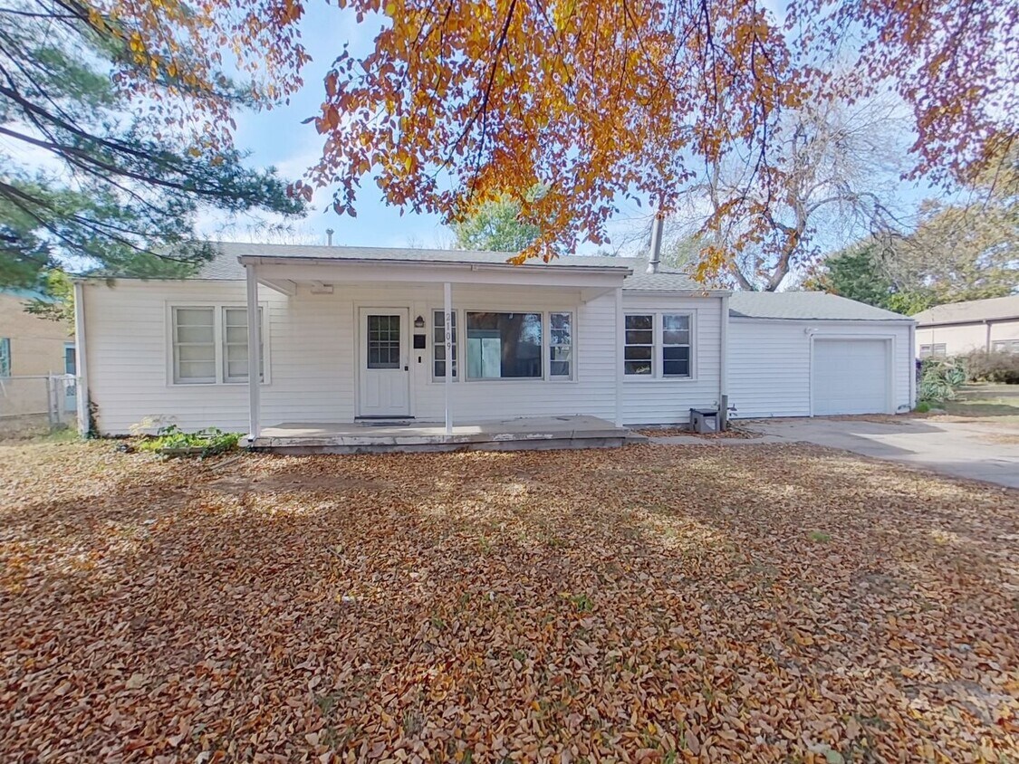 Foto principal - 2109 S Grove St