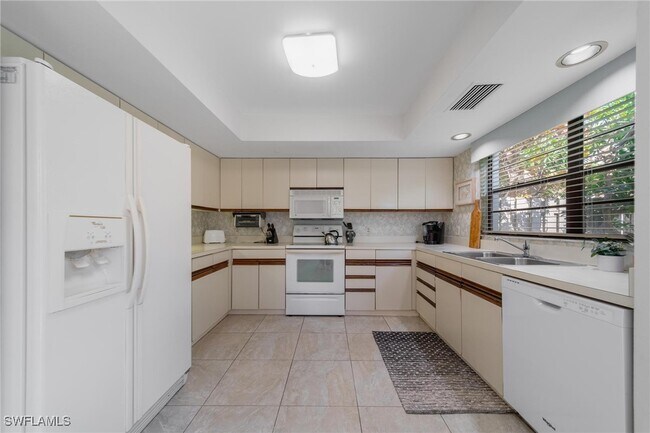 Foto del edificio - 878 Meadowland Dr