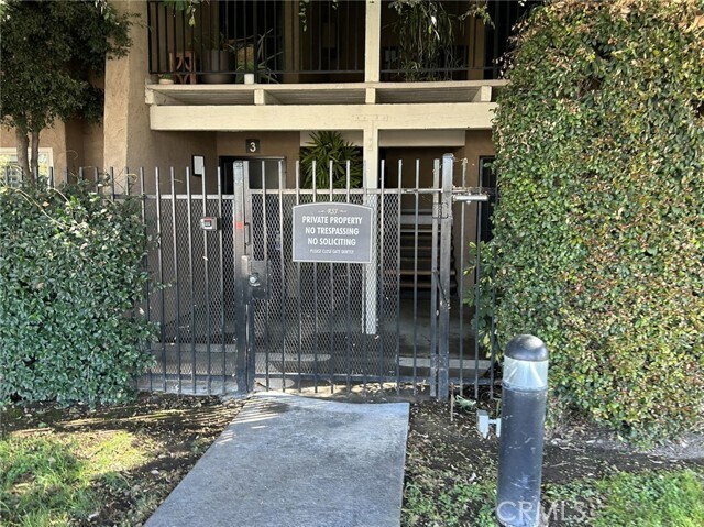 Building Photo - 13722 Red Hill Ave