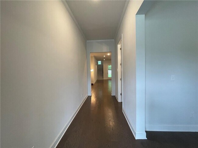 Foto del edificio - 673 Avondale Creek Dr.
