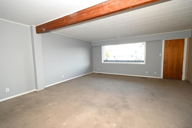 Photo du bâtiment - 3 bedroom in Prince George BC V2M 3B7