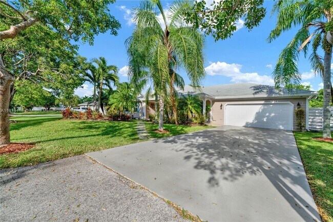 Foto del edificio - 14825 SW 149th Ct
